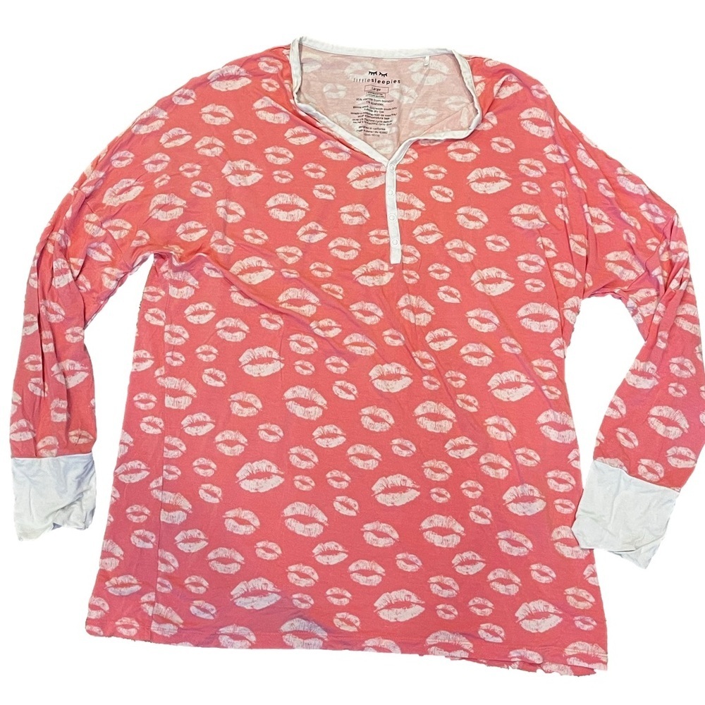 Women’s little Sleepies shirt